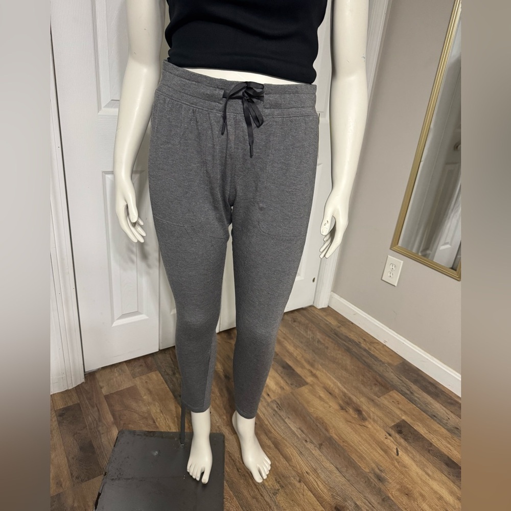 All in Motion Gray Relaxed Fit Athletic Joggers Size L NWT - Picture 2 of 16